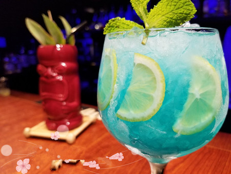 中国蓝鸡尾酒