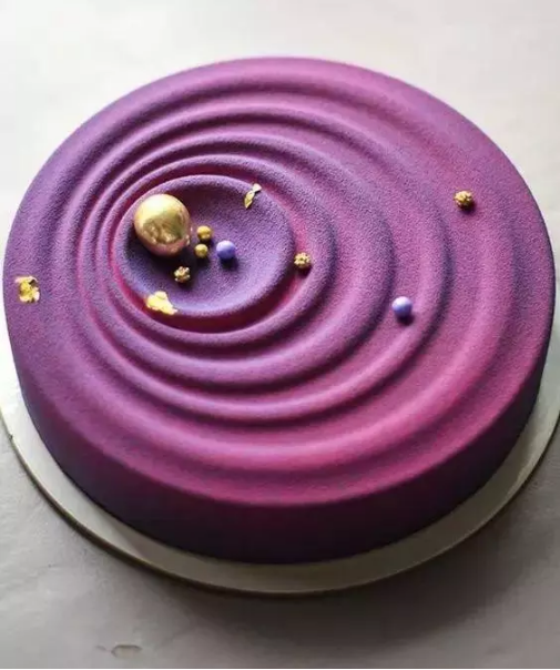 颇具内涵美到窒息的喷砂蛋糕